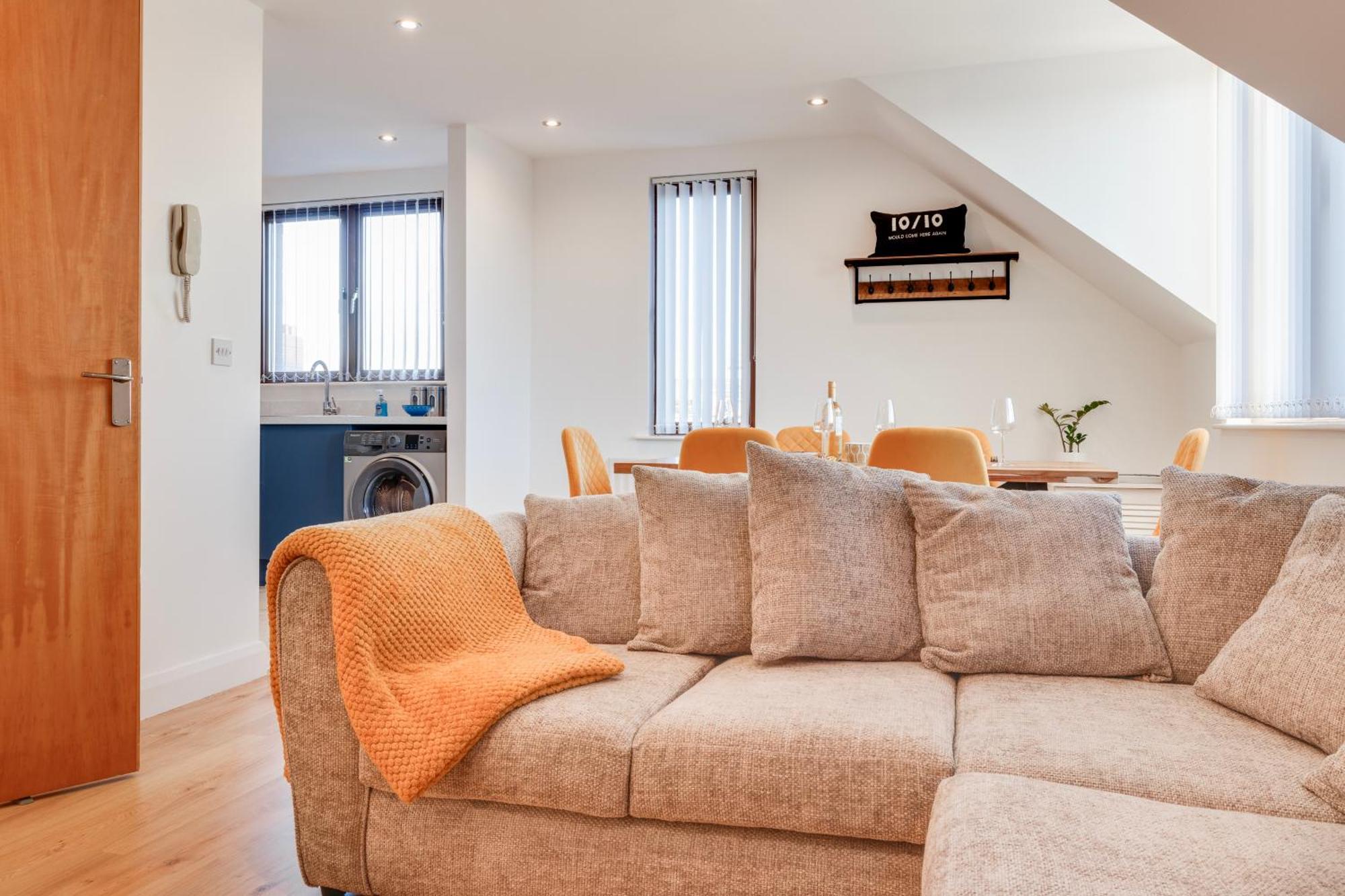 Cherryville Street Apartment Белфаст Экстерьер фото