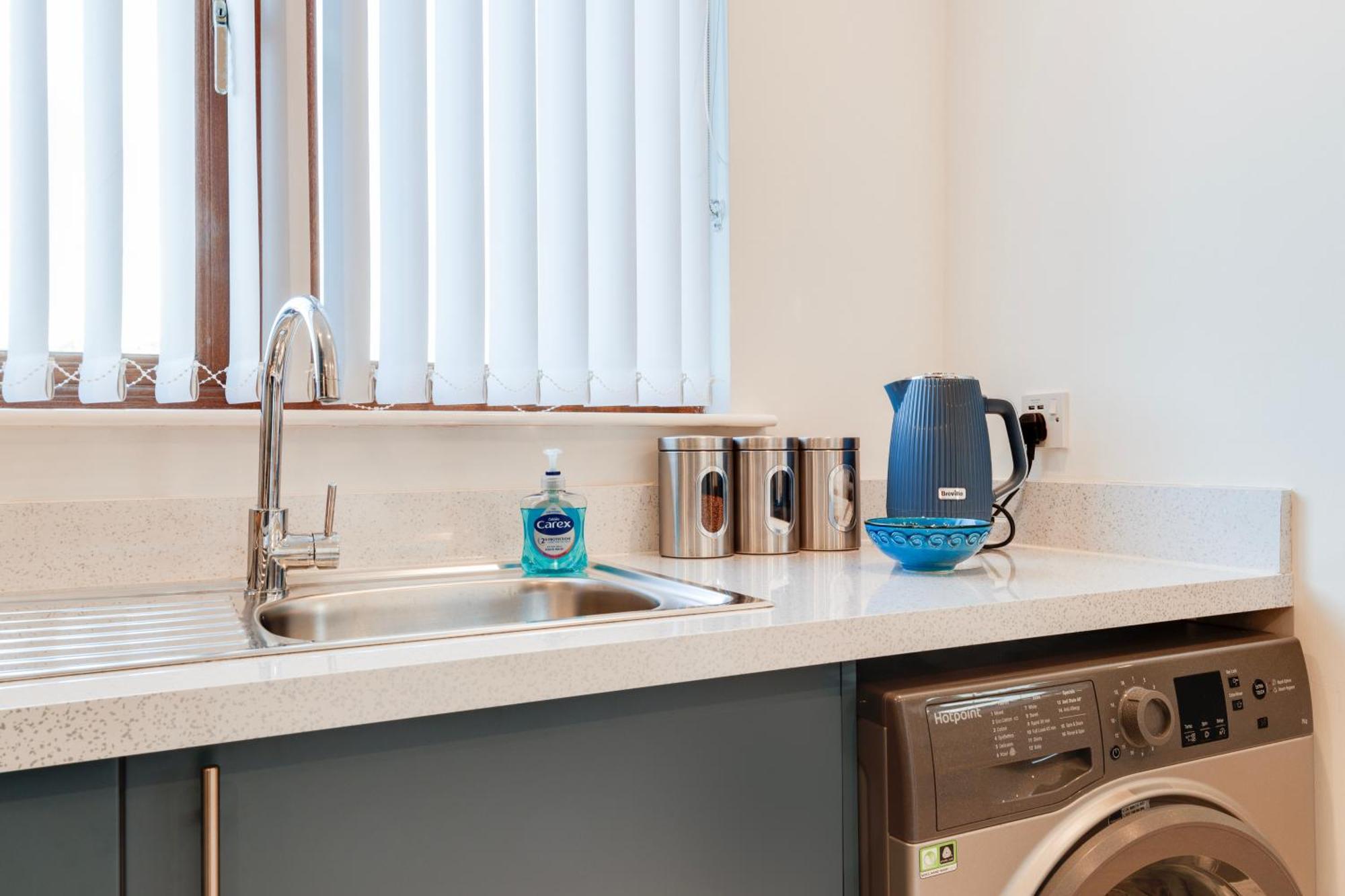 Cherryville Street Apartment Белфаст Экстерьер фото
